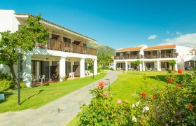 Golden Coast Hotel & Bungalows recenzie