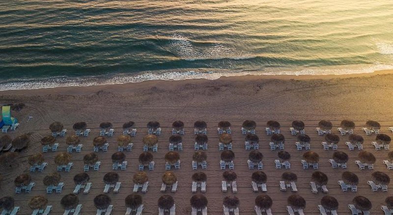 Saint Thomas Holiday Village recenzie