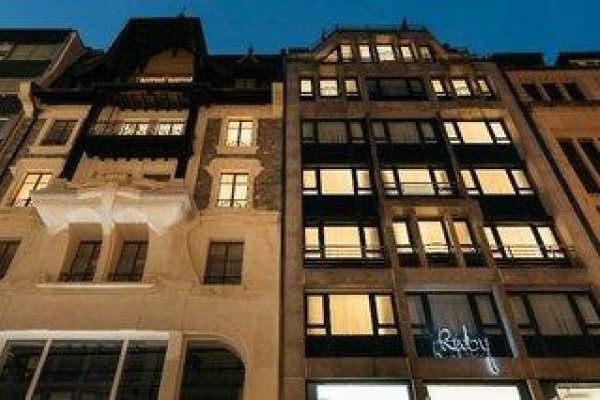 Ruby Claire Hotel