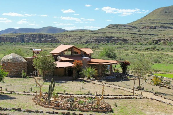 Zebra River Lodge