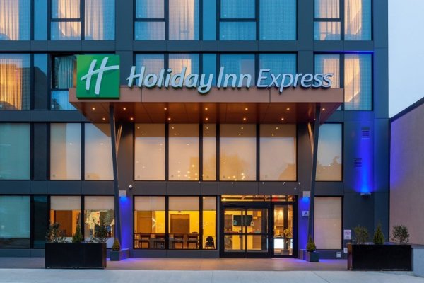 Holiday Inn Express Nyc Brooklyn - Sunset Park