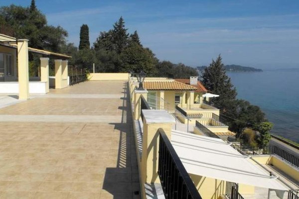 Litharia Apartments