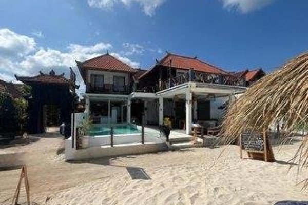 The Beach Huts