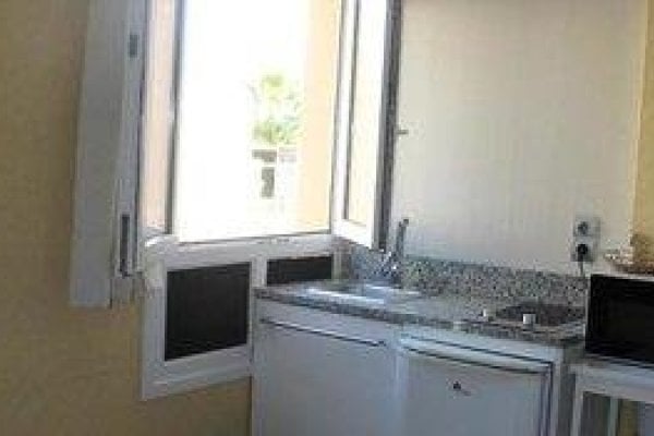 Carihuela Beach Apartments