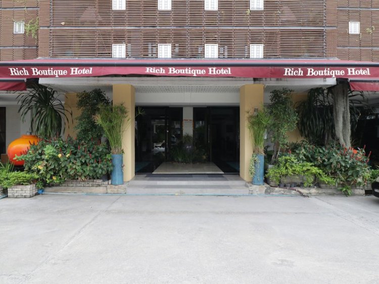 Rich Boutique Hotel
