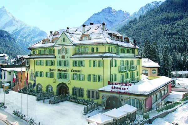 Schloss Hotel & Club Dolomiti Historic