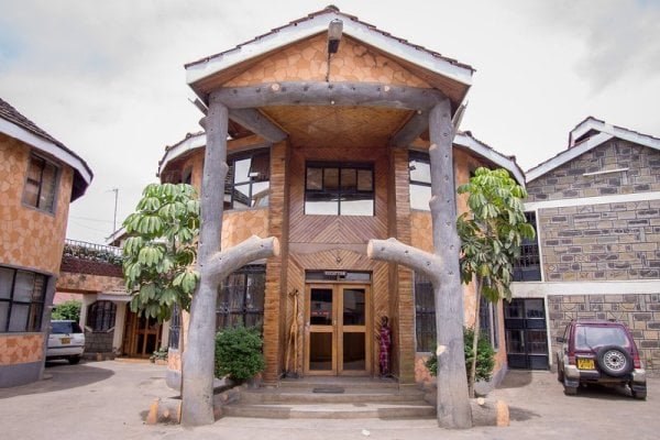 Hotel Genevieve
