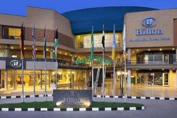 Hilton Alexandria Green Plaza