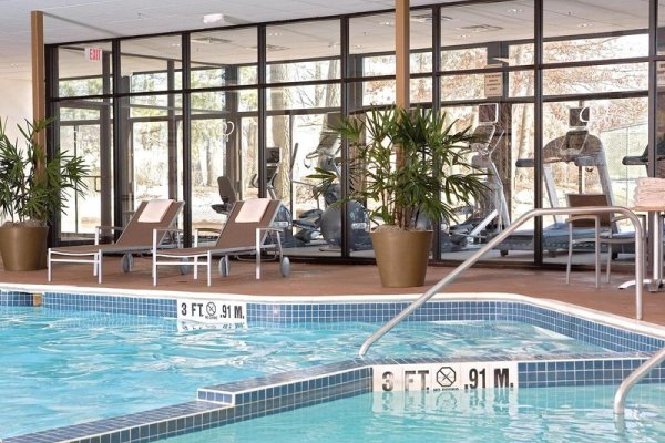 DoubleTree by Hilton Boston - Bedford Glen