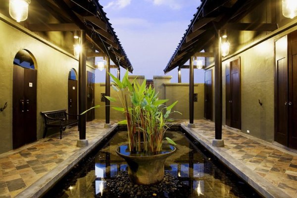 Centara Hotel Hat Yai