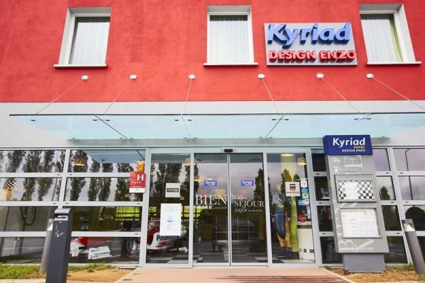 Kyriad Design Enzo Metz Sud Augny
