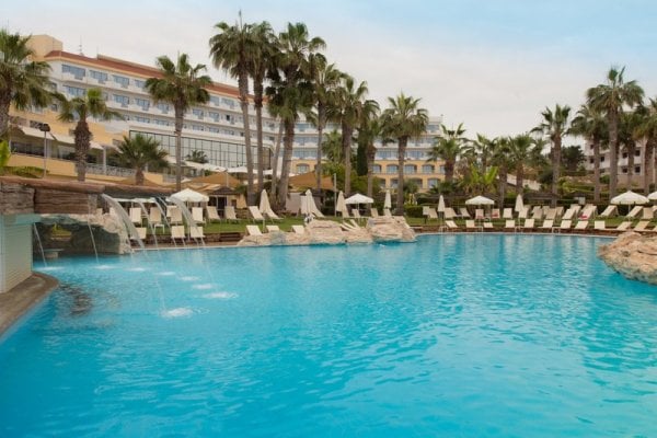 St. George Beach Hotel & Spa Resort