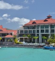 Eden Bleu Hotel