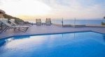 The Ionian View recenzie