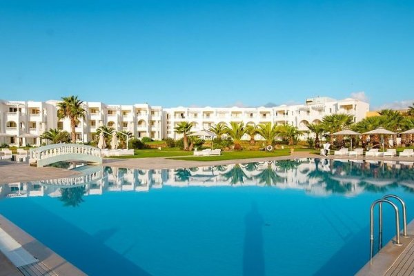 Capbon Kelibia Beach Hotel & Spa