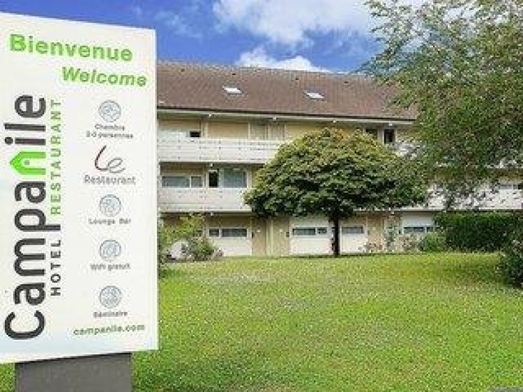 Campanile Evry Est
