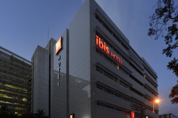Ibis Lisboa Parque Das Nacoes