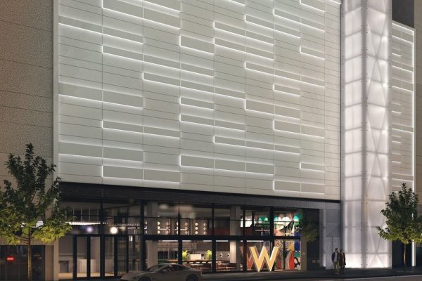 W Toronto