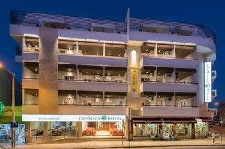Catolica Hotel