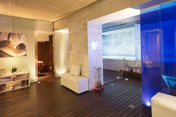 Hospes Palacio de los Patos, a Member of Design Hotels