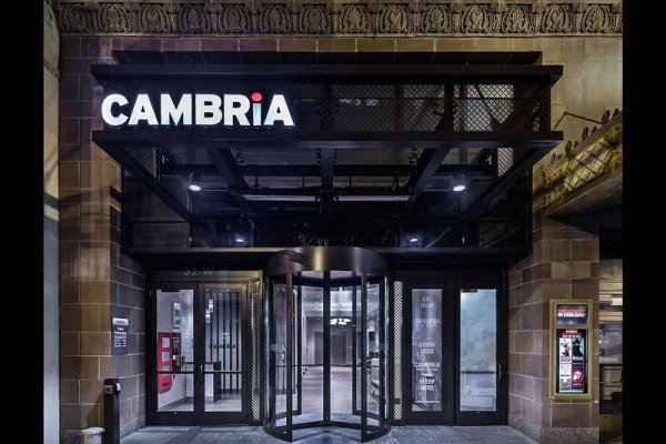 Cambria Hotel and Suites Chicago Loop/Theatre District