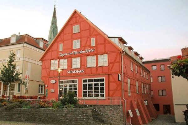 Sagen und Märchenhotel Rügen