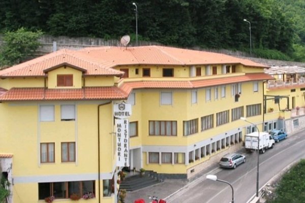 Hotel Ristorante Montuori