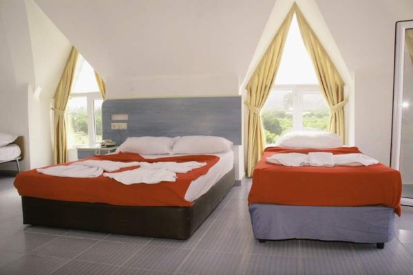 Ares City Hotel - Izba