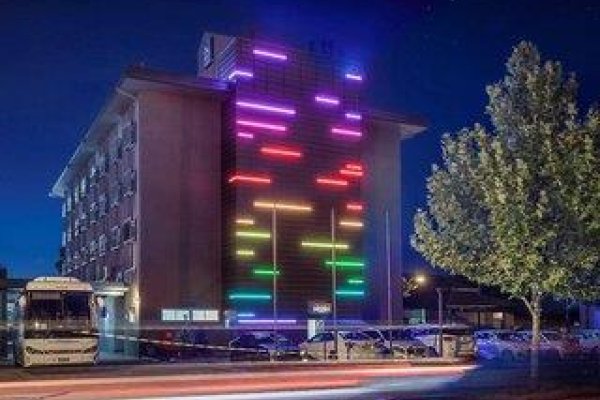 Mercure Albury