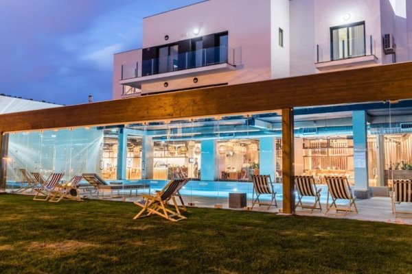 You And The Sea Ericeira Hotel & Apartment
