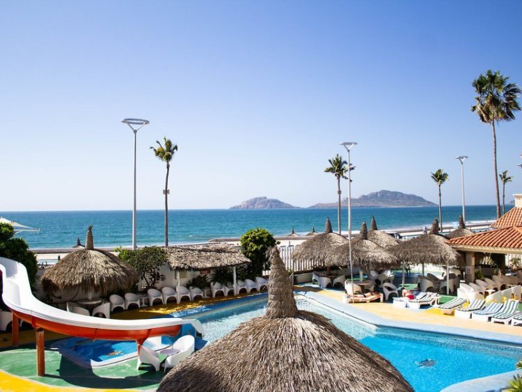 Hotel Sands Arenas