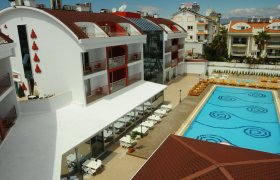 Side Legend Hotel recenzie