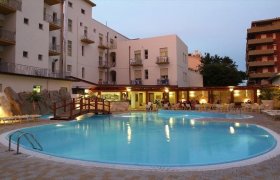 Club Hotel Angelini recenzie