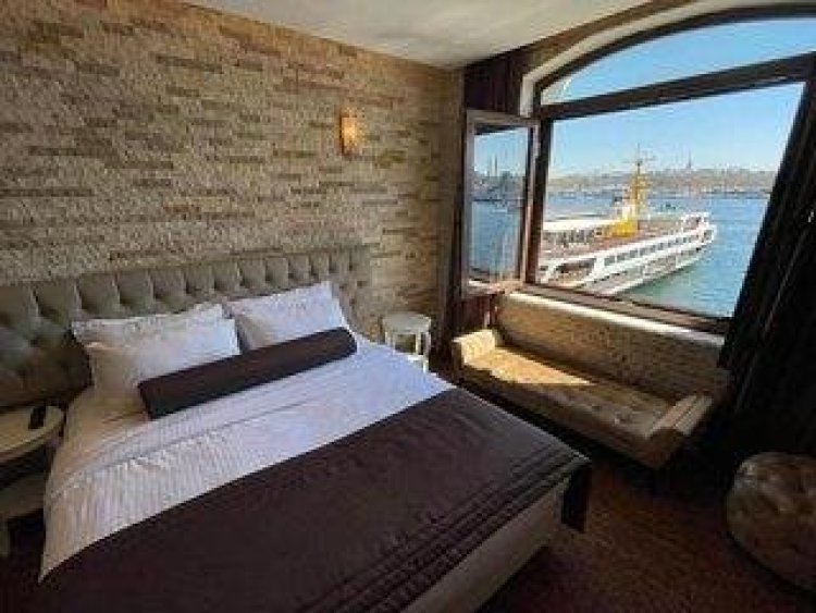 Weingart Port Hotel