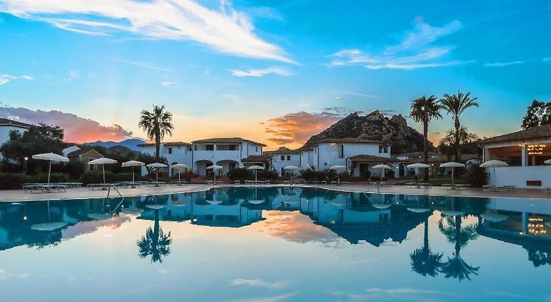 Marina Torre Navarrese Resort recenzie