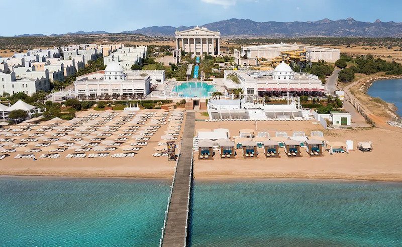Kaya Artemis Resort & Casino recenzie