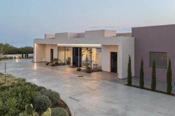 Santa Marina Resort