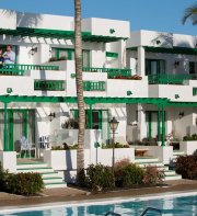 Nazaret Apartamentos
