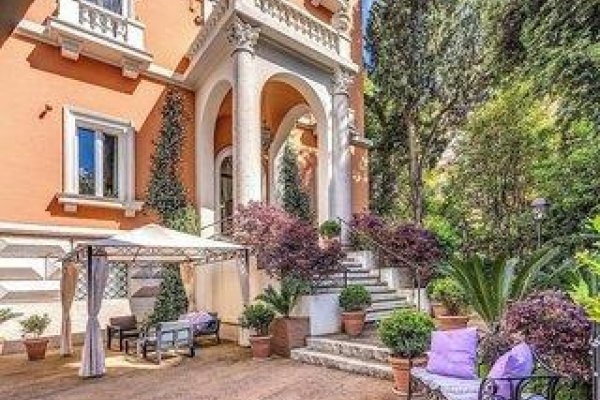Mangili Garden Hotel
