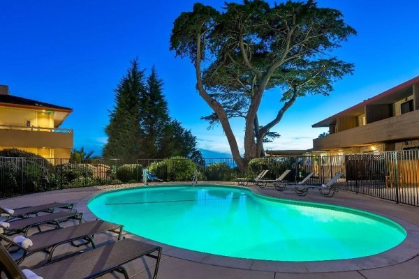The Pierpont Inn