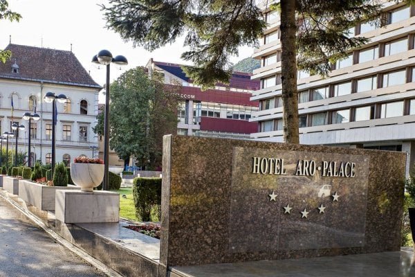 Aro Palace