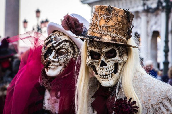 Poznávací zájazd Karneval v Benátkach s návštevou Verony