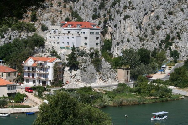Villa Dvor