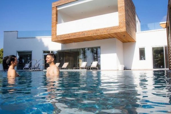 Fontana Olente Hotel