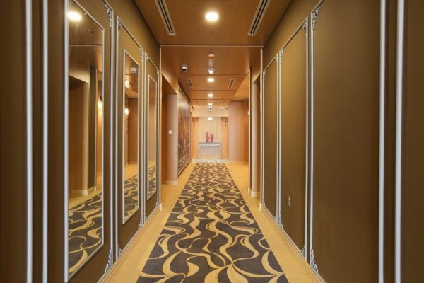 Palette Royal Reflections Hotel and Spa Dubai