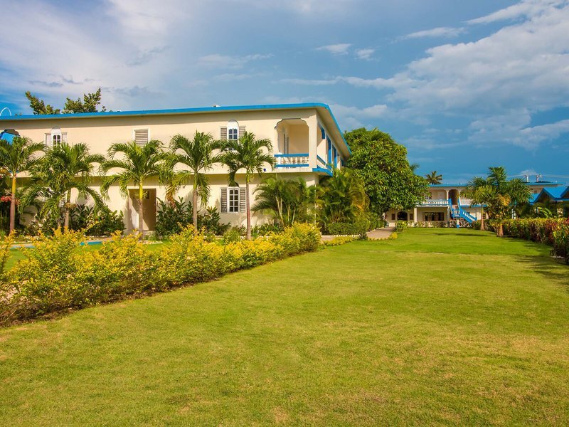 Travellers Beach Resort recenzie