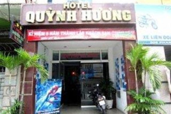 Quynh Huong Hotel