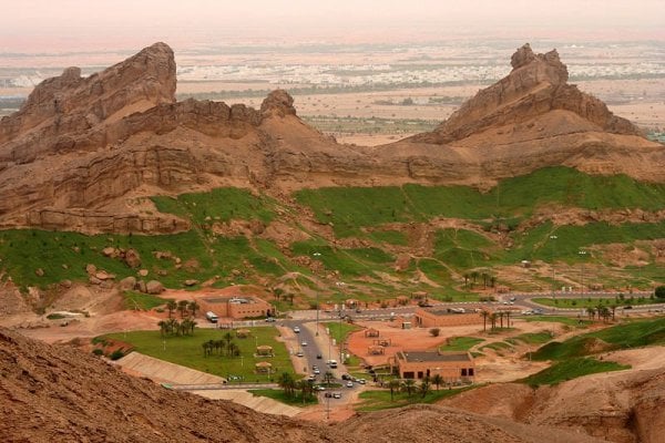 Al Ain – Jebel Hafeet & Oasis