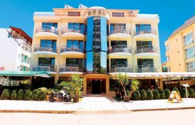 Hotel Opal recenzie