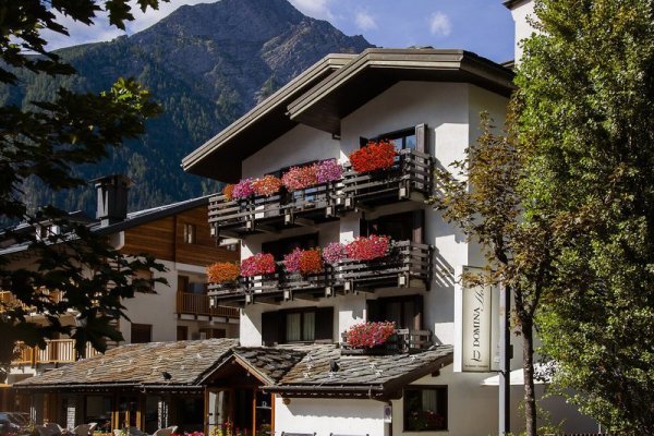 Hotel Les Jumeaux